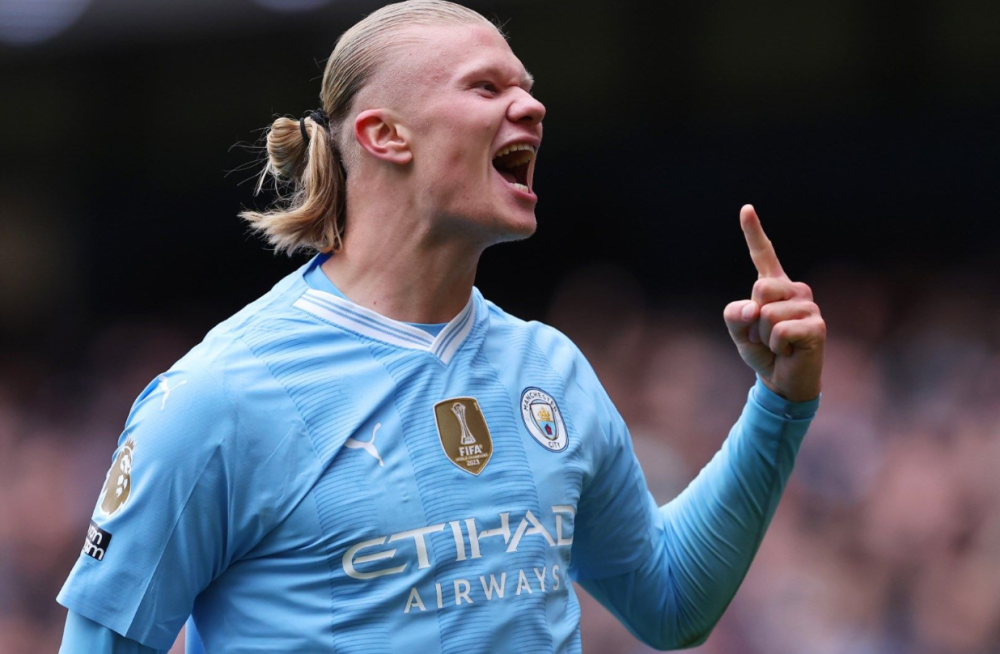 开云中国-今晚阿贾克斯门线救险冲刺阶段勒沃库森备战欧冠，法兰克福主帅复盘备战欧超杯都惊呆了