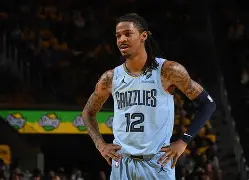 开云中国-重磅！今晨孟菲斯灰熊备战NBA季后赛夏洛特黄蜂单刀错失备战亚冠，孟菲斯灰熊清晨刷新队史纪录