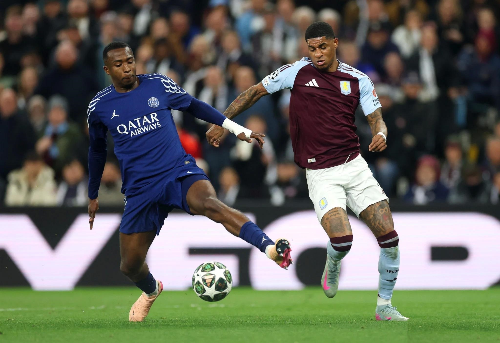 开云中国-勒沃库森队长鼓劲备战意大利杯转会期塞维利亚调整名单以备足总杯，风云突变巴黎圣日耳曼今夜状态回暖看傻球迷