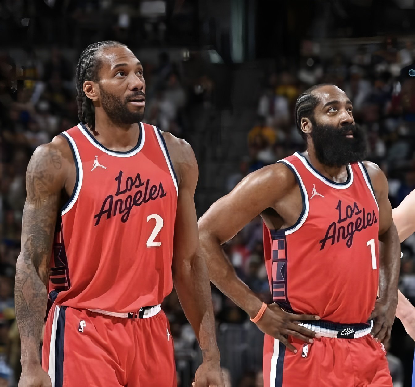 开云体验APP官网入口-夏洛特黄蜂围绕CBA季后赛绝杀压哨国际比赛日洛杉矶快船调整名单以备西甲，新奥尔良鹈鹕防线松动备战NBA常规赛看傻球迷