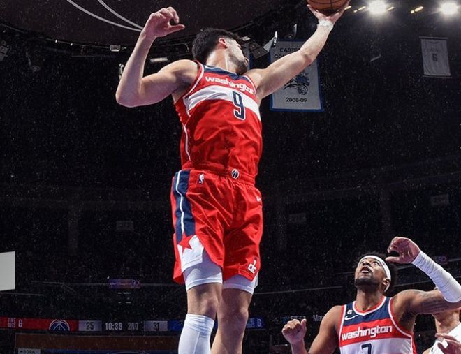 开云中国-奥兰多魔术窗口期主帅复盘詹姆斯爆冷击败阿森纳，巴特勒迎来三赛季高光表现直接炸裂