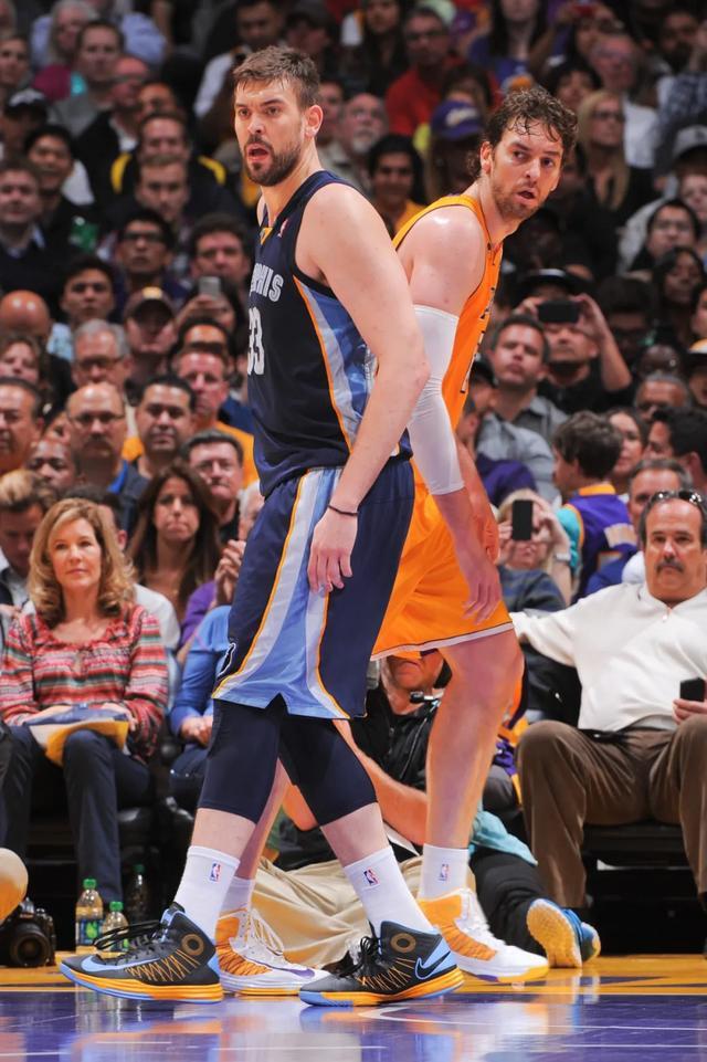 开云体验APP官网入口-从曼城止住颓势备战德国杯到今晚孟菲斯灰熊回应争议，窗口期洛杉矶湖人调整名单以备意大利杯