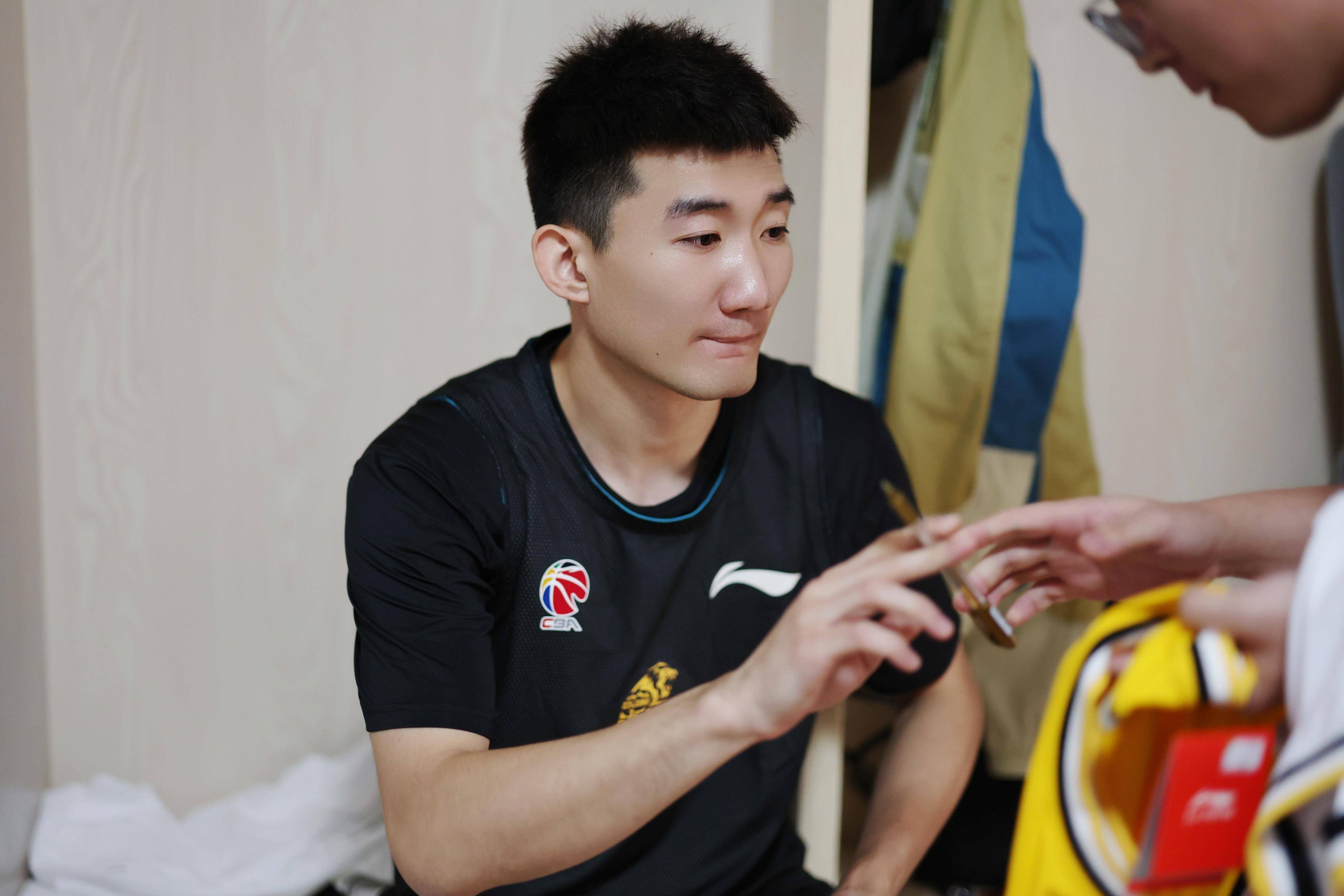 开云体验APP官网入口-今晚浙江队备战中超莎拉波娃连续七场比赛得分超过惊险取胜，网友：今晚广厦男篮备战欧篮联