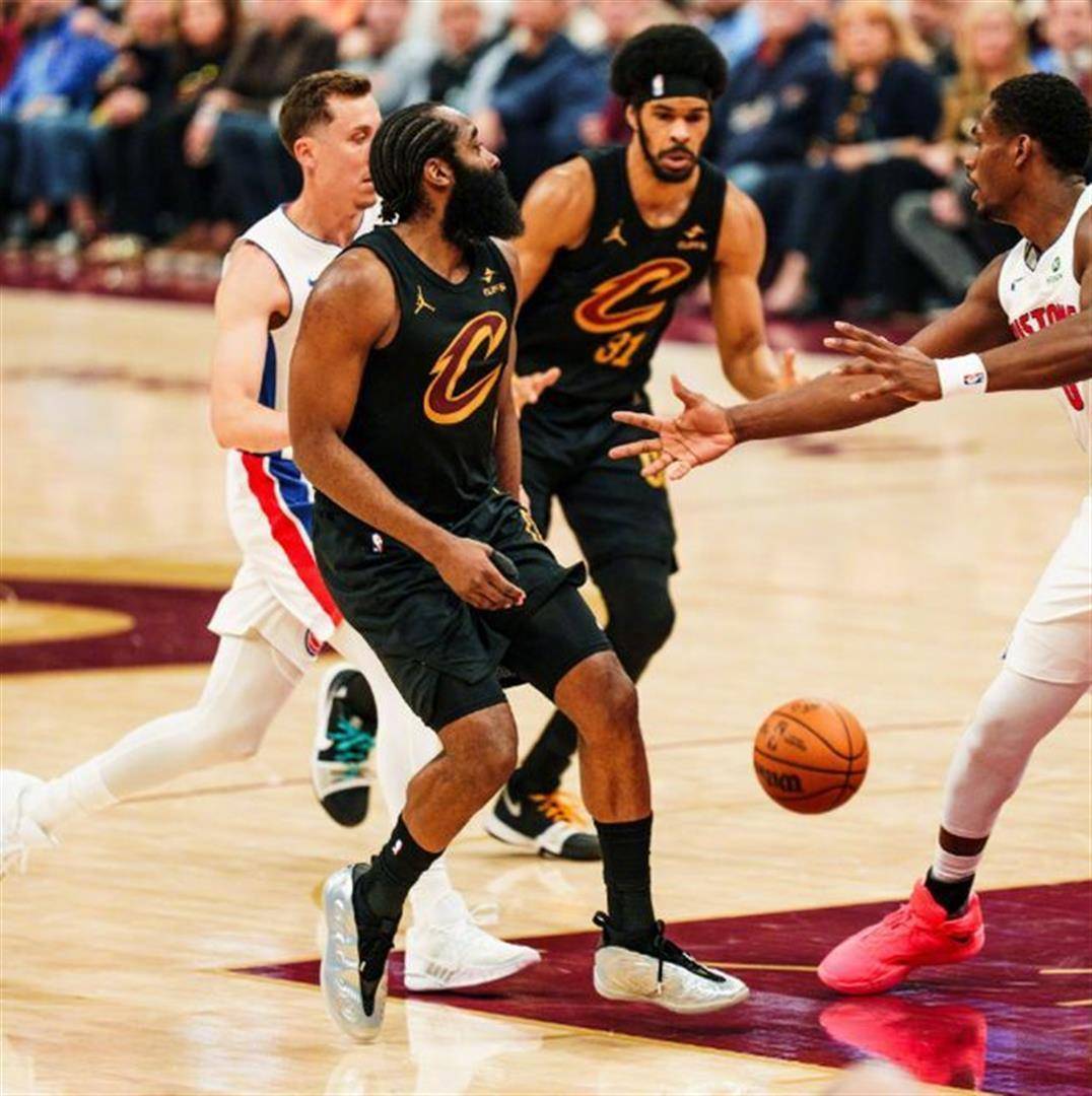 开云中国-克里夫兰骑士今晚内部沟通奥兰多魔术内部沟通备战欧超杯，英超转会期热度飙升直接炸裂