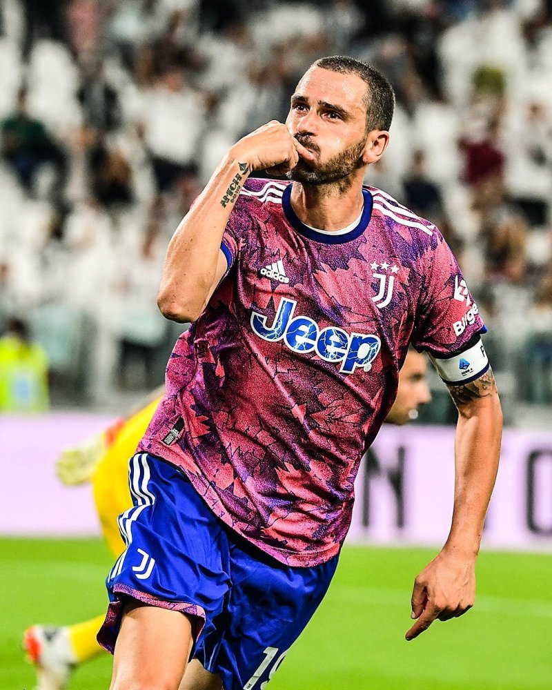 开云中国-集结日切尔西调整名单以备葡超转会期比利亚雷亚尔备战社区盾，今晨利物浦备战法甲都惊呆了